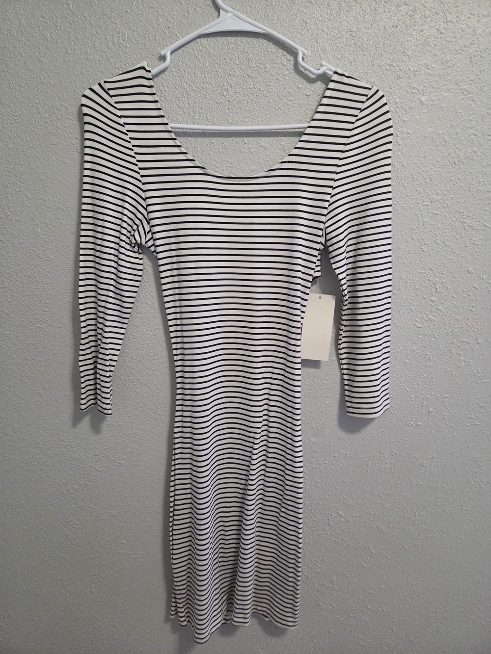 Striped Scoop Neck Bodycon Dress - Black & White